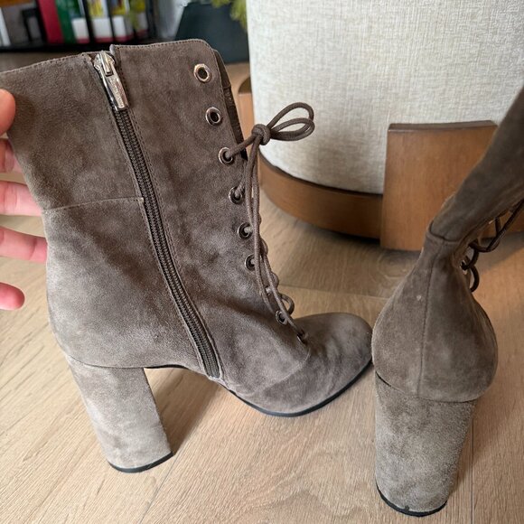 Vince Camuto Lace-up Grey Suede Boots - Size 9 - Picture 2 of 8